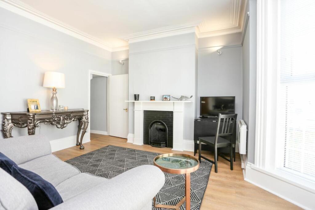 Southsea Historic Gem - Elegant Apartments Portsmouth Dış mekan fotoğraf