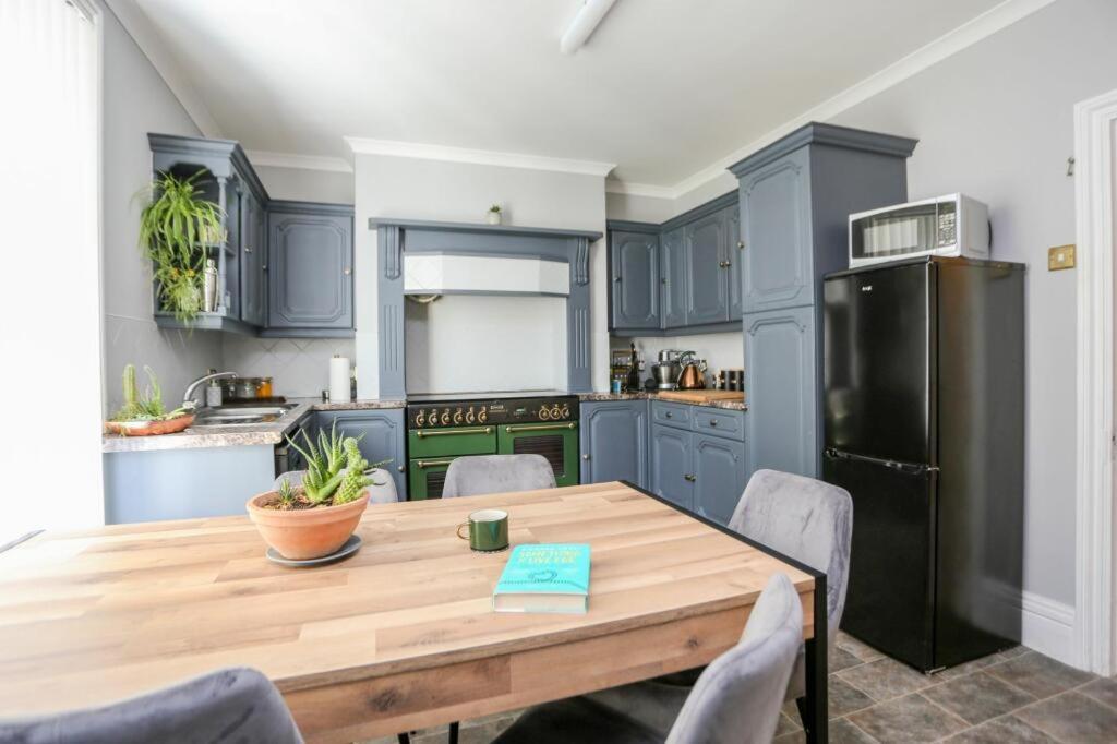 Southsea Historic Gem - Elegant Apartments Portsmouth Dış mekan fotoğraf